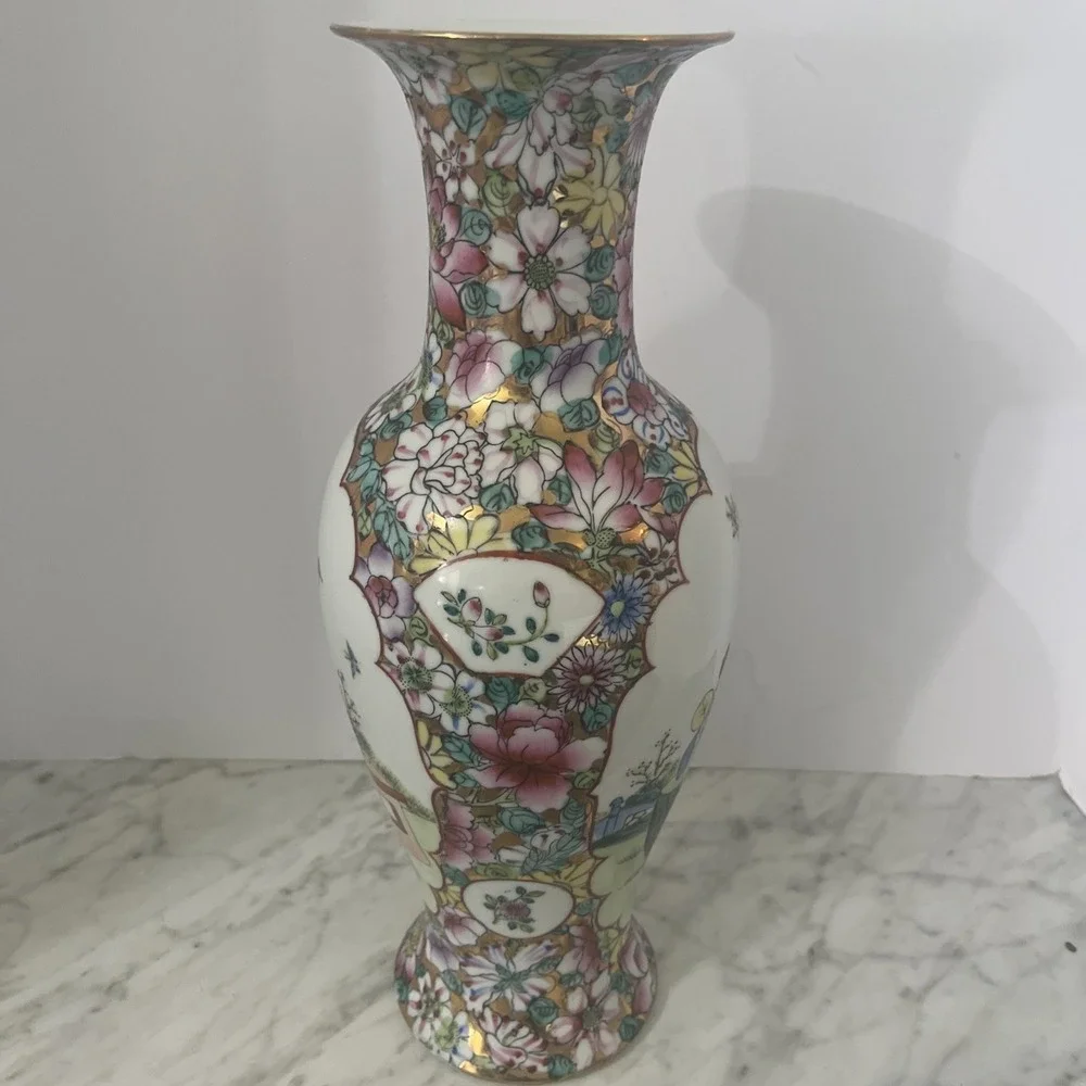 Vintage Asian Porcelain Vase‎ Floral Scene Figures Gold Trim Large